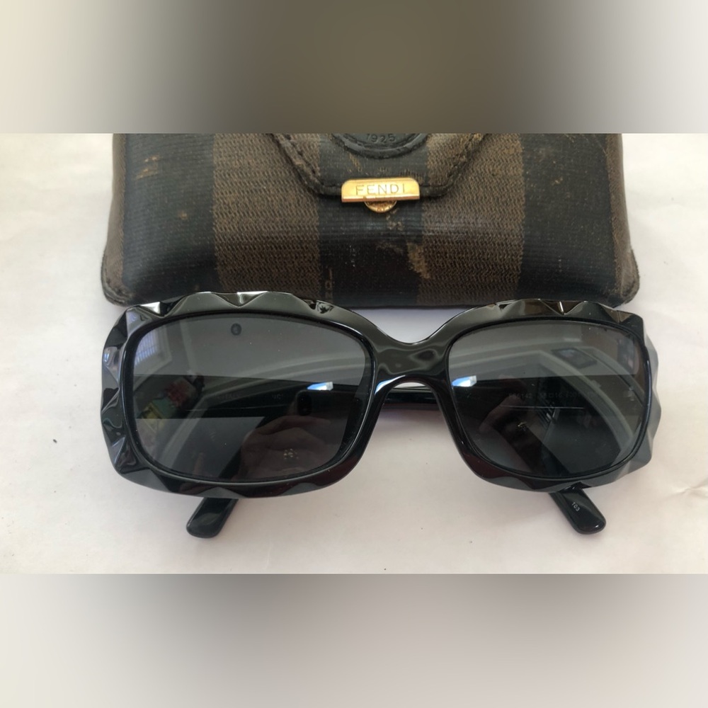FENDI Black Sunglasses in Case
